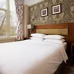 Hotel The Dean Court 4*