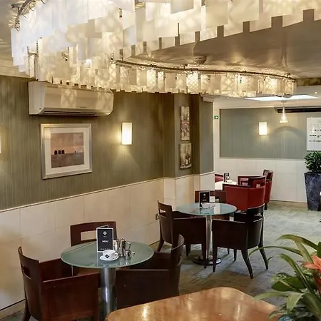 The Dean Court 4* York
