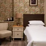 Hotel The Dean Court York