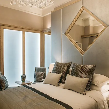 The Dean Court 4* Йорк