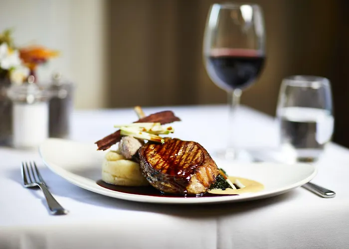 Hotel The Dean Court York