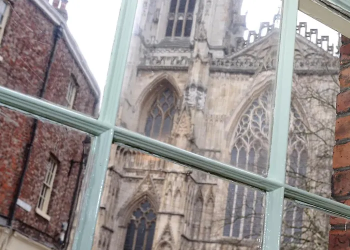 The Dean Court 4* York