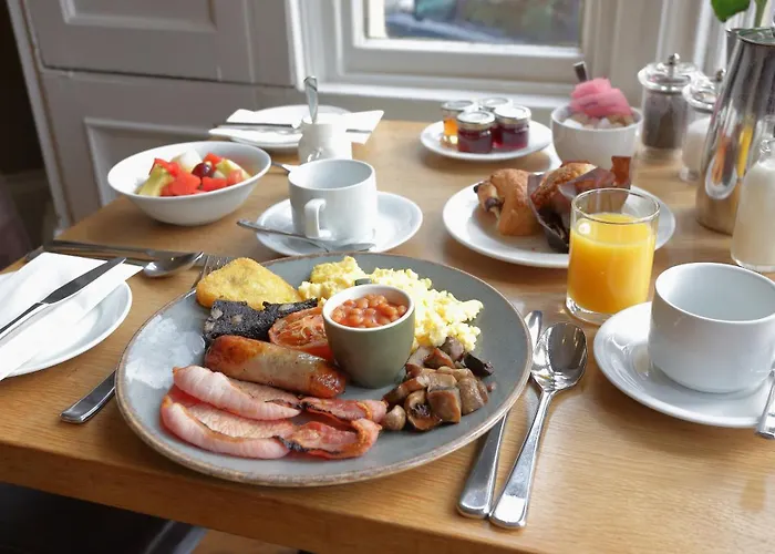 Hotel The Dean Court