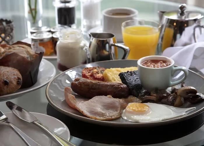 The Dean Court 4* York