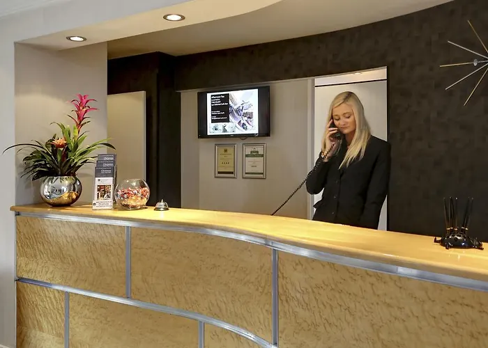 Hotel The Dean Court 4*