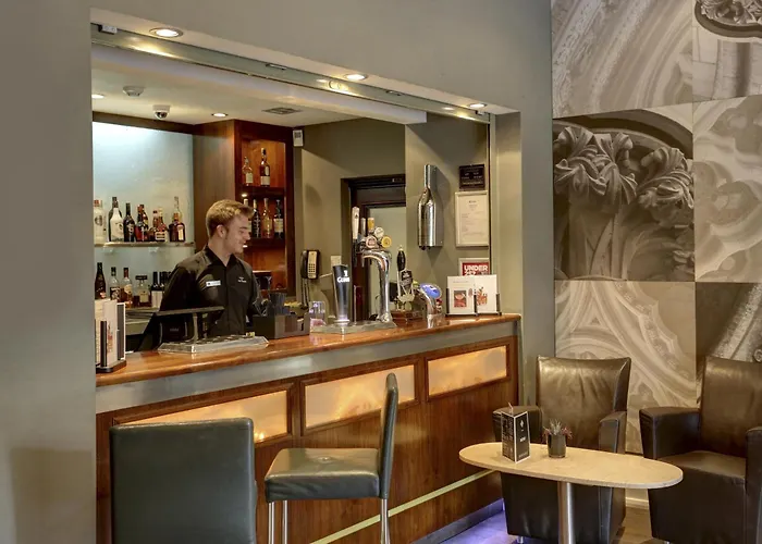 Hotel The Dean Court 4*