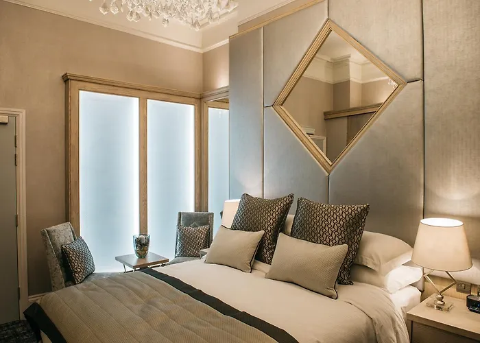 The Dean Court 4* York