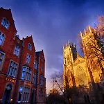 Hotel The Dean Court York