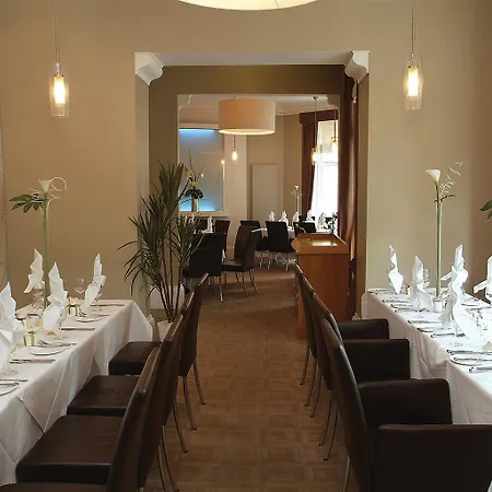 The Dean Court Hotell