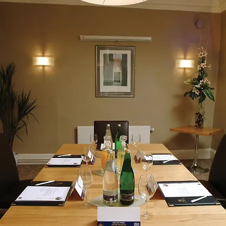 The Dean Court 4* York